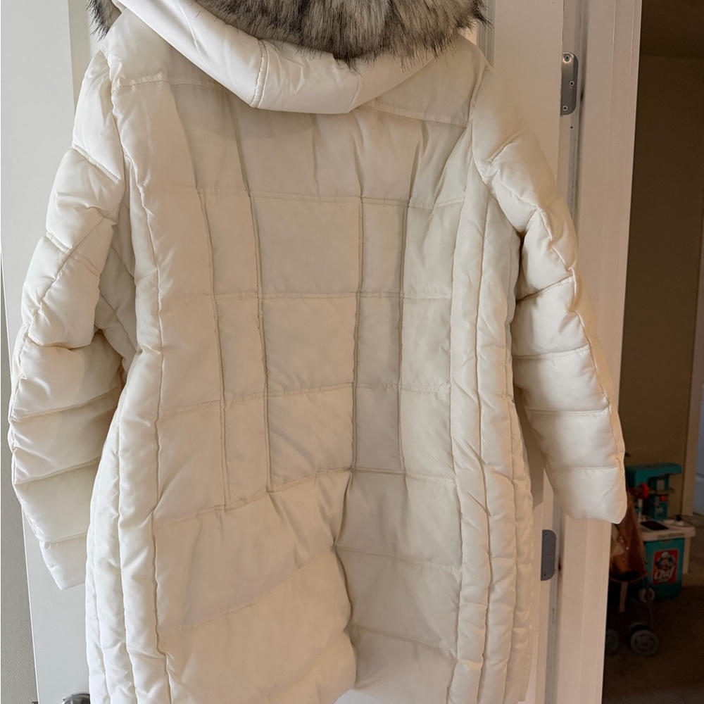 Michael Kors White Puffer Jacket with Fur Trim